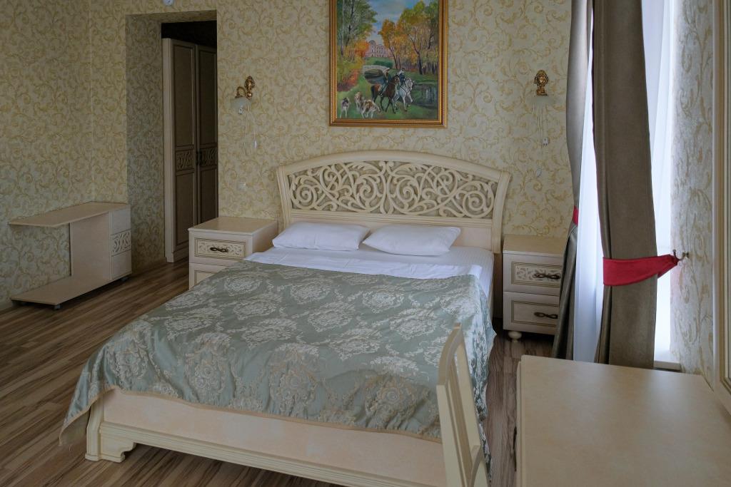 Barin Hotel 4*