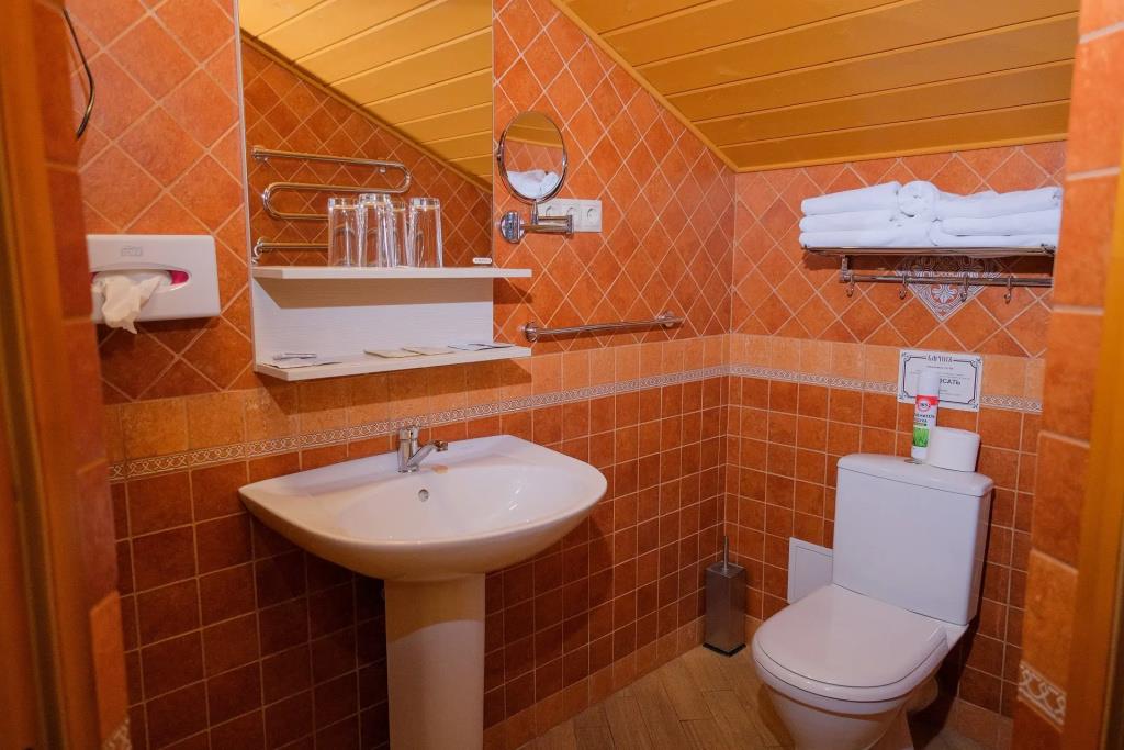 Barin Hotel 4*