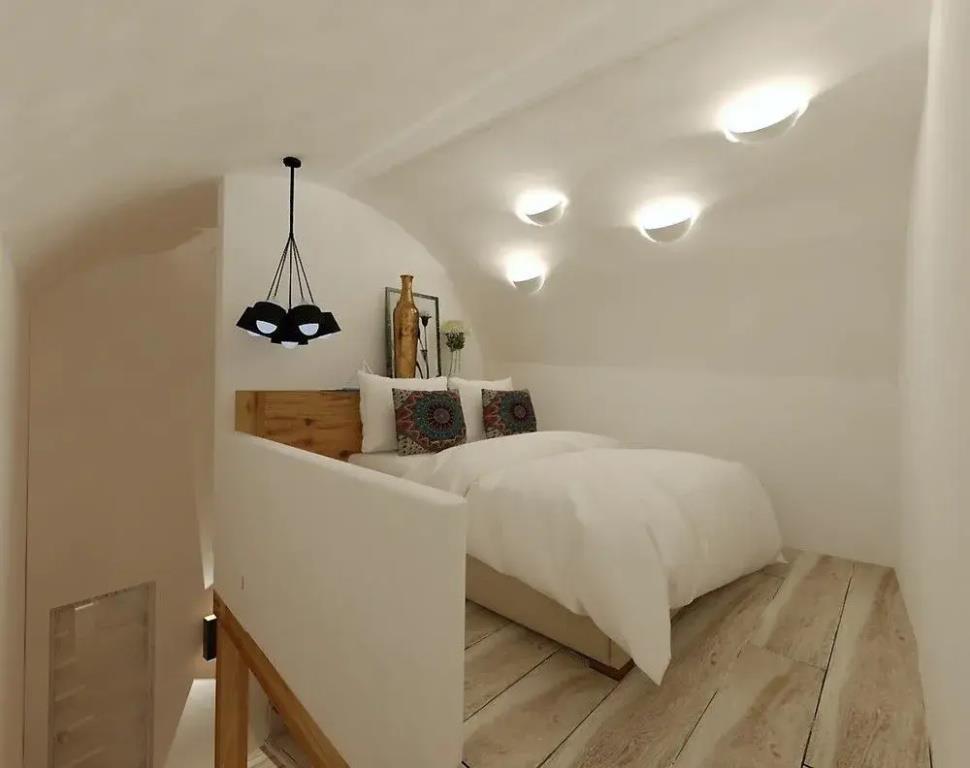 Callia Caves - Adults Only 0*