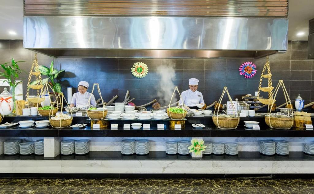 Nui Than Tai Ebisu Onsen Resort 3*