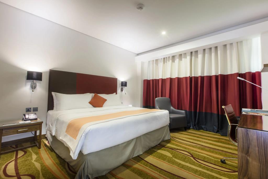 Staybridge Suites Jeddah Alandalus Mall 0*