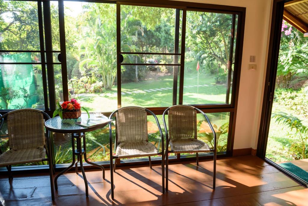 Baansuan Aokhai Beach Resort 3*