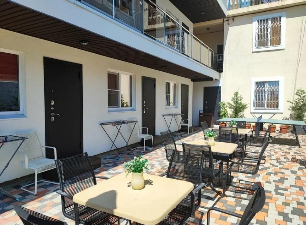 Leonardo Hotel 0*