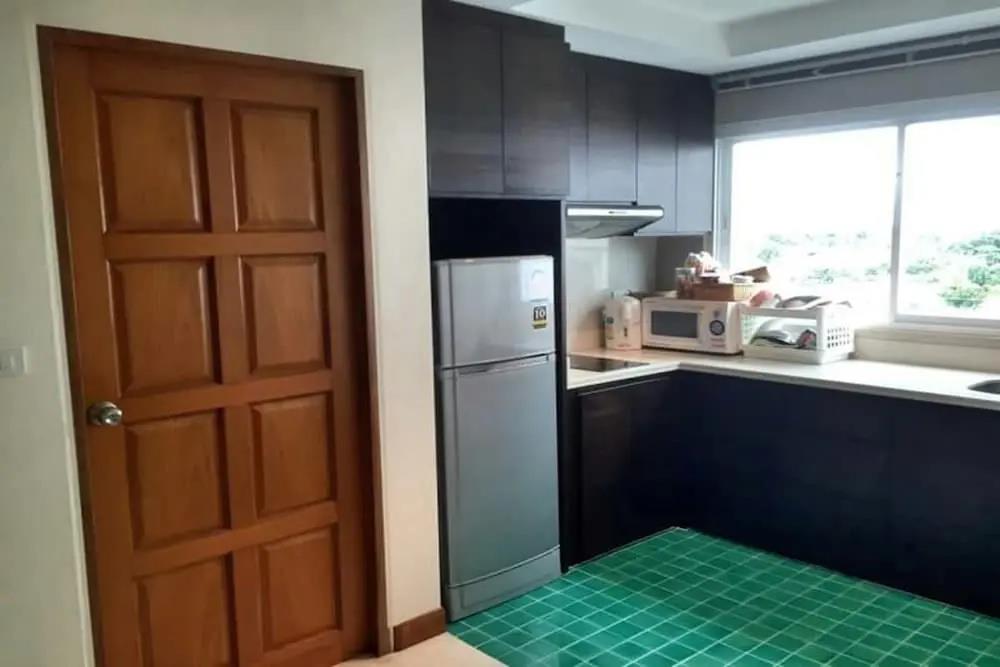 Condo Chamchuri 0*