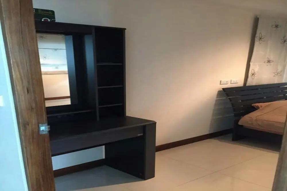 Condo Chamchuri 0*