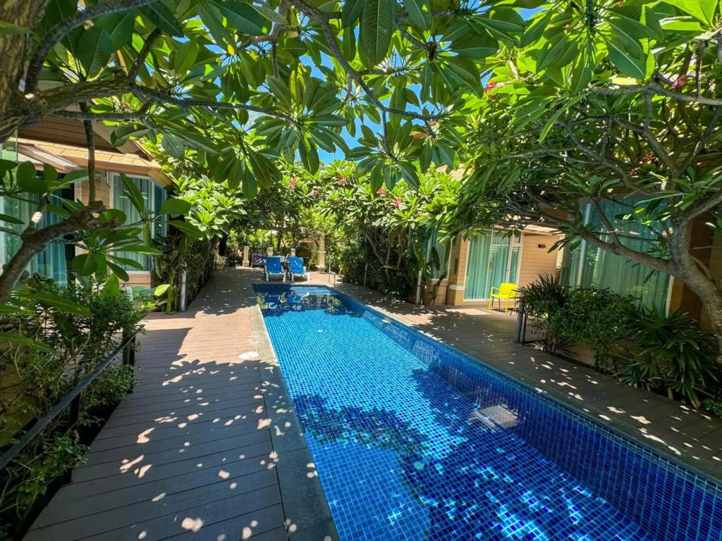 BBHOUSE pattaya 3*