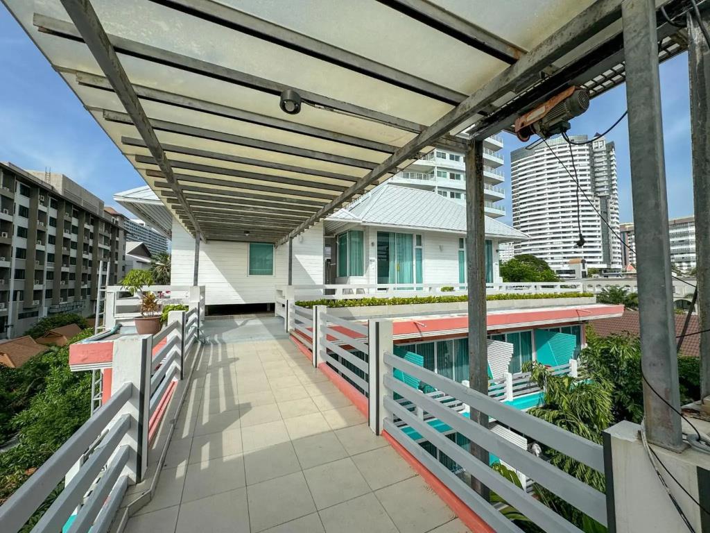 BBHOUSE pattaya 3*