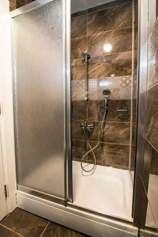 Kars-i Sirin Hotel 3*