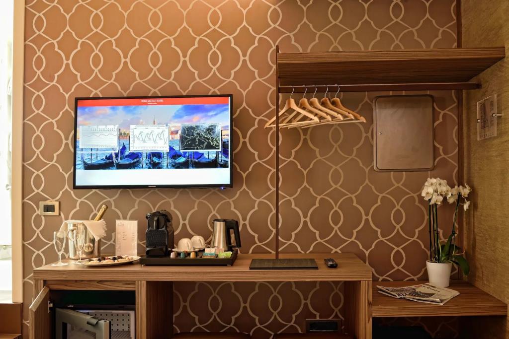 Rosa Salva Hotel 3*