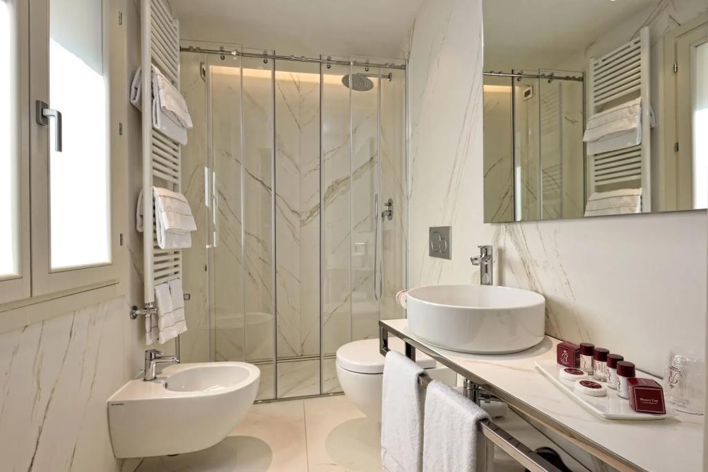 Rosa Salva Hotel 3*