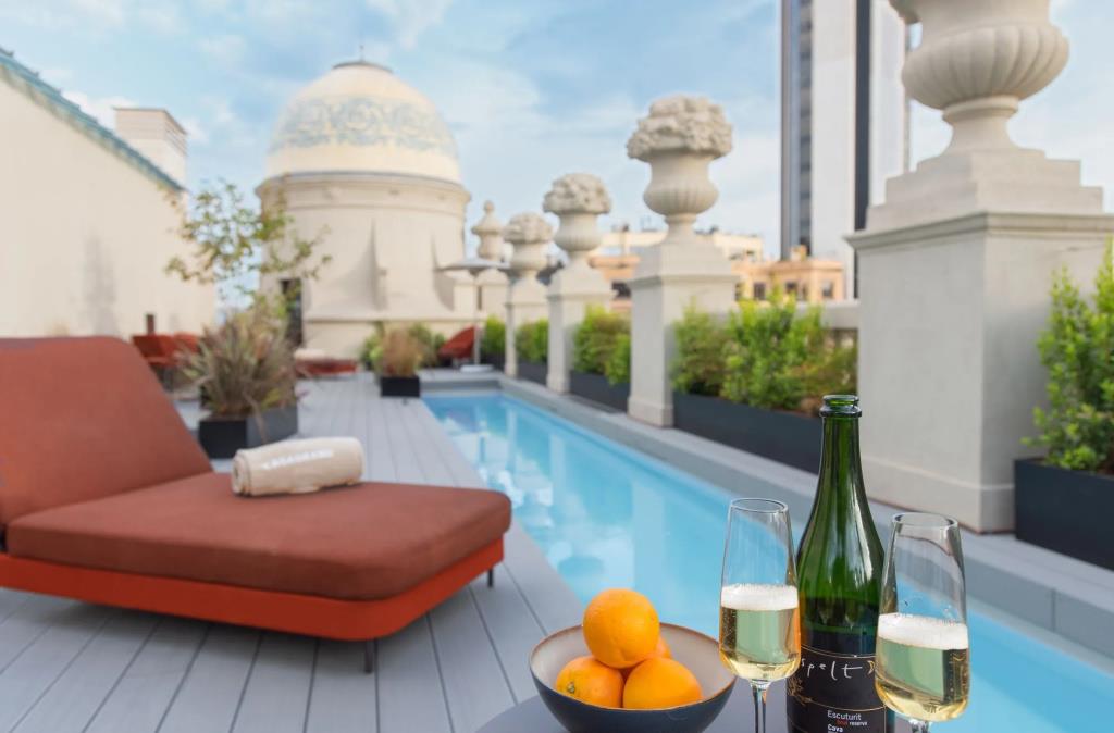 Casagrand Luxury Suites Barcelona 0*