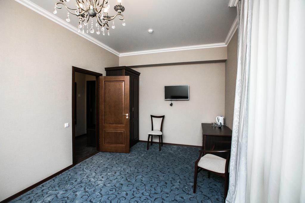 Bunin Hotel 0*