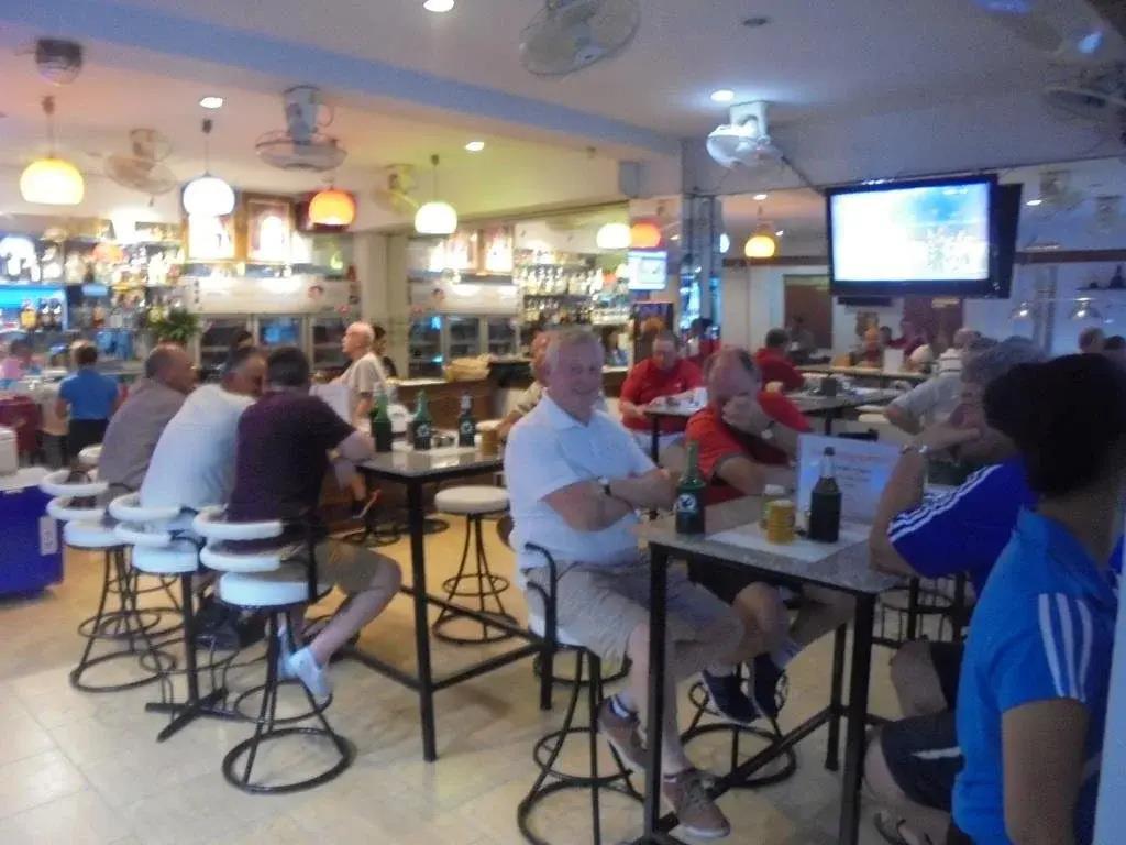 Travellers Rest Hotel 3*