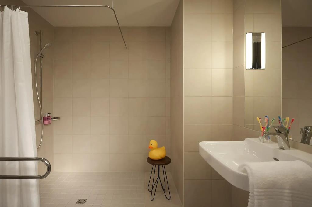 Moxy Milan Linate Airport 3*