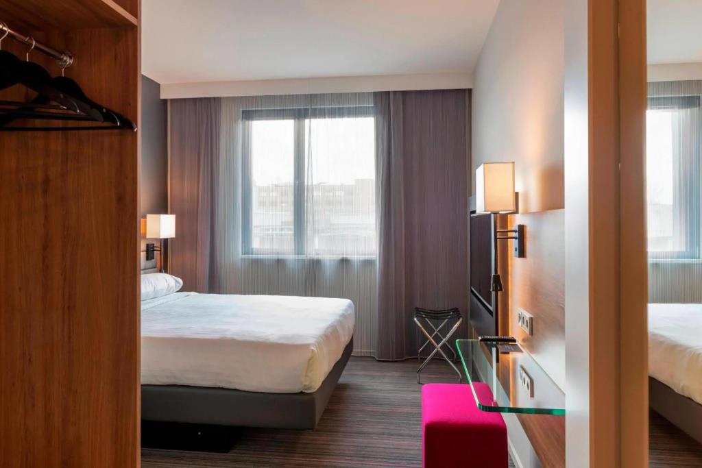 Moxy Milan Linate Airport 3*