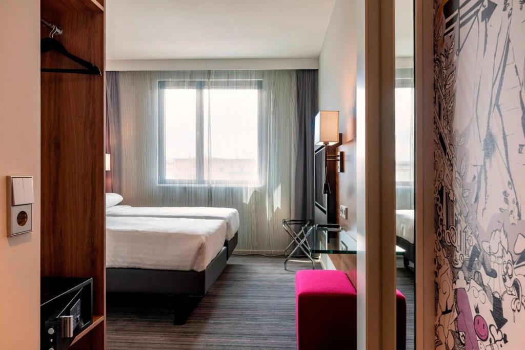 Moxy Milan Linate Airport 3*