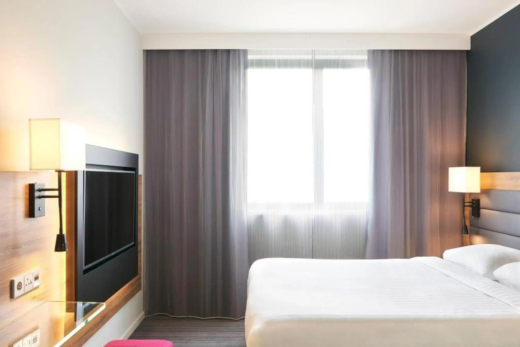 Moxy Milan Linate Airport 3*
