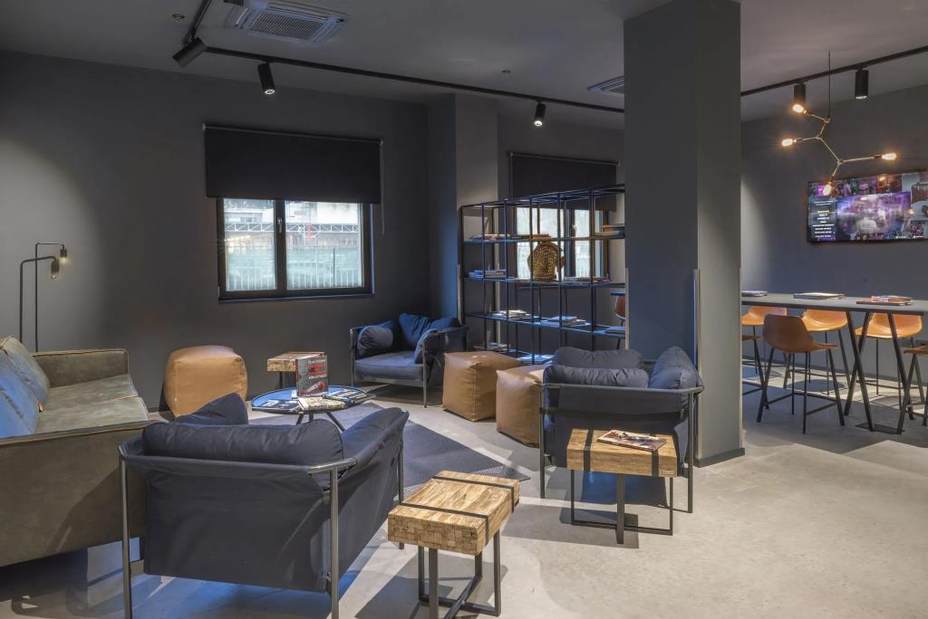 Moxy Milan Linate Airport 3*