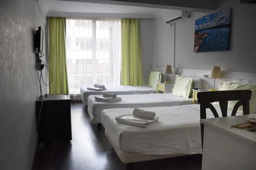 Yalcin Hotel 0*