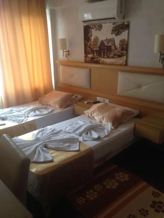 Yalcin Hotel 0*