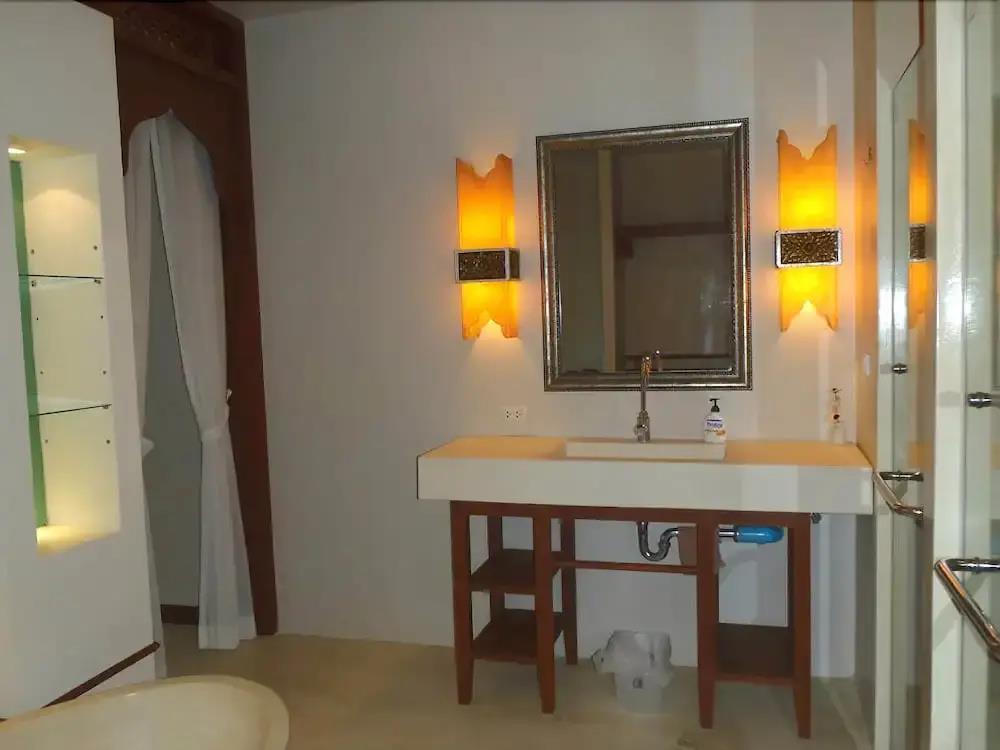 Cview boutique 3*