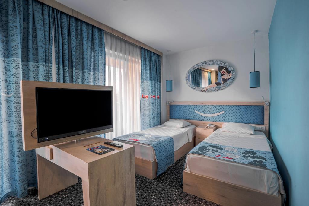 Leman Hotel - Boutique Class 0*