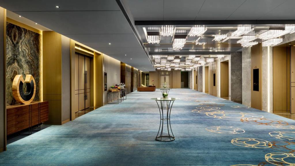 Courtyard by Marriott Shunde Longjiang 4*