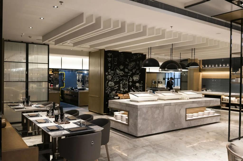 Courtyard by Marriott Shunde Longjiang 4*