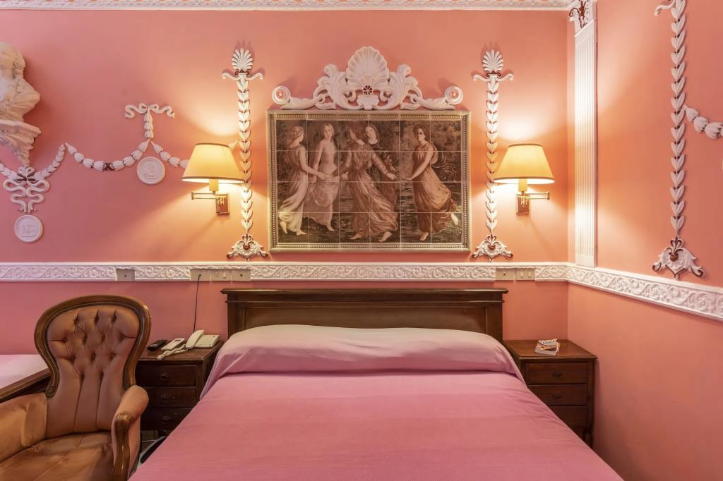 Hotel Barrett 3*