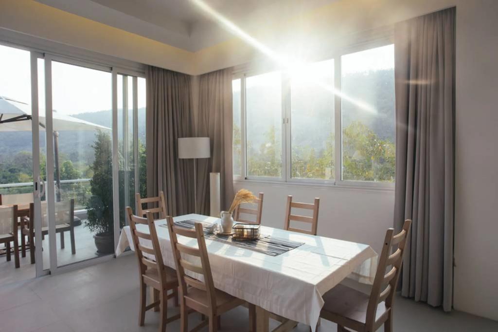 The Peak Residence 0*
