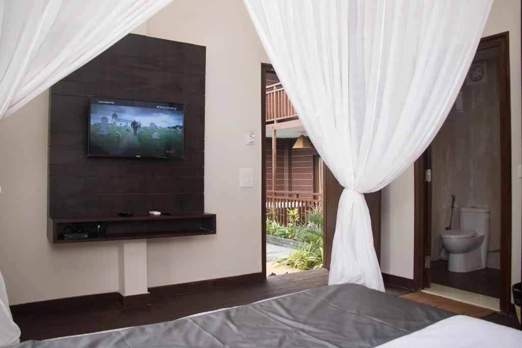 SinQ Beach Morjim 4*
