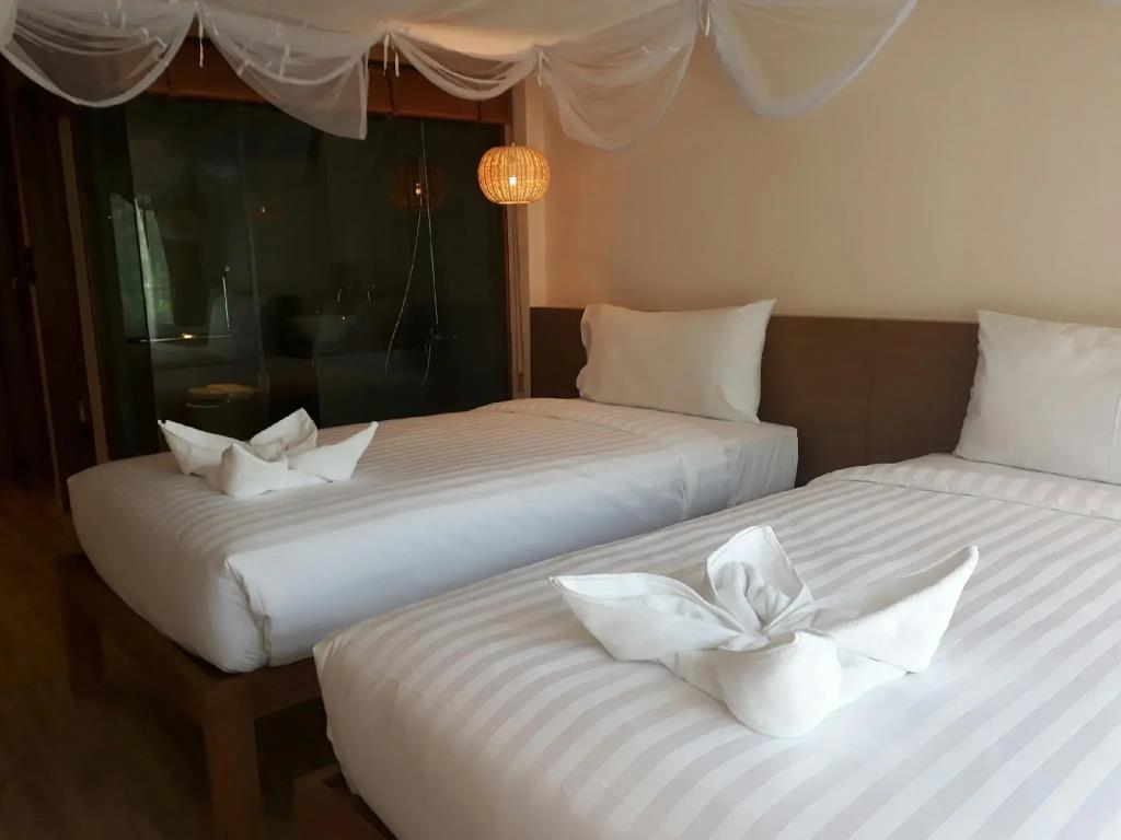 Sealey Resort Koh Larn 3*