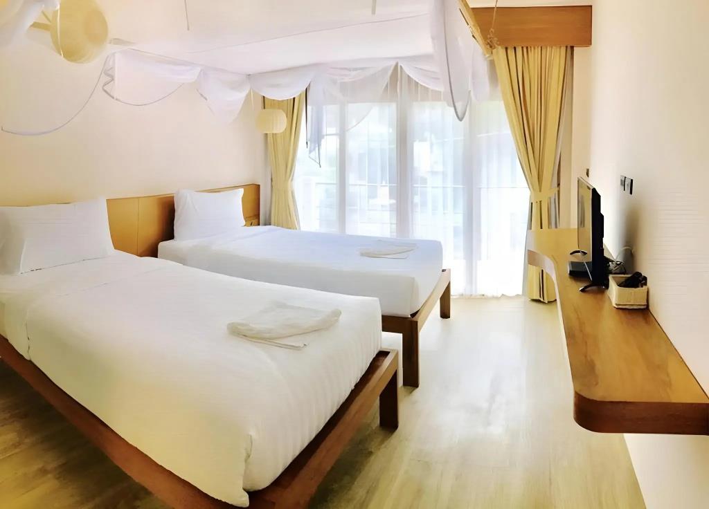 Sealey Resort Koh Larn 3*