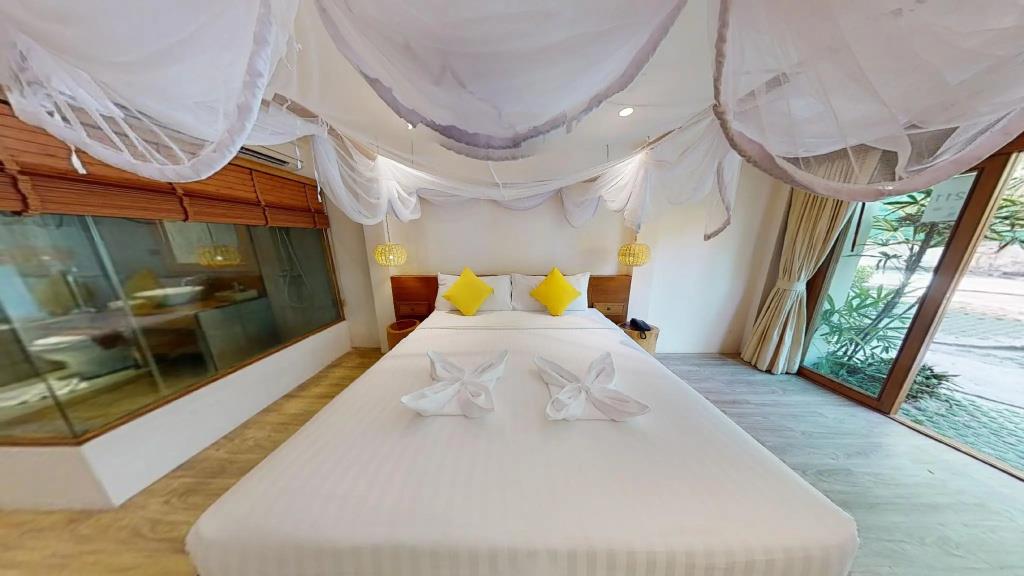 Sealey Resort Koh Larn 3*