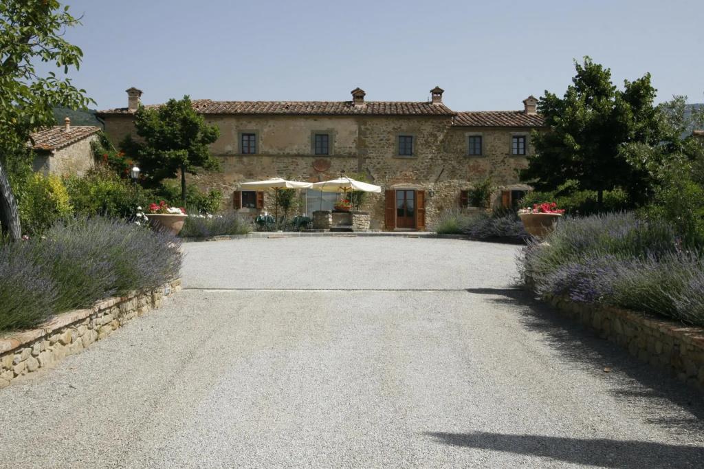 Villa Borgo San Pietro 0*
