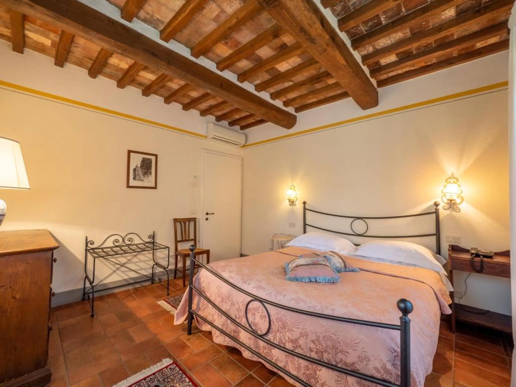 Villa Borgo San Pietro 0*