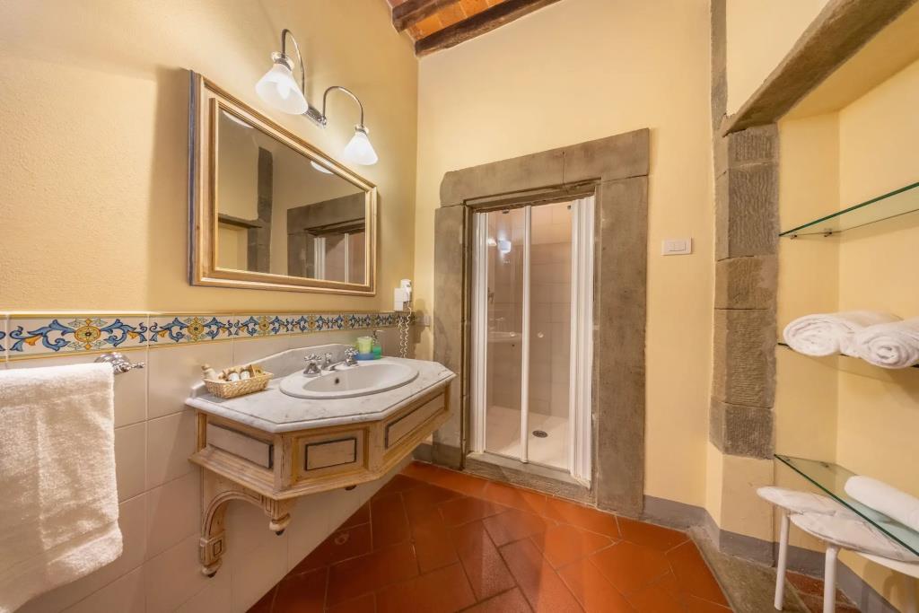 Villa Borgo San Pietro 0*