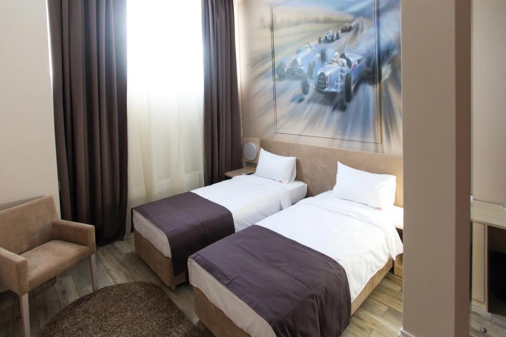 Art Hotel NRing 3*