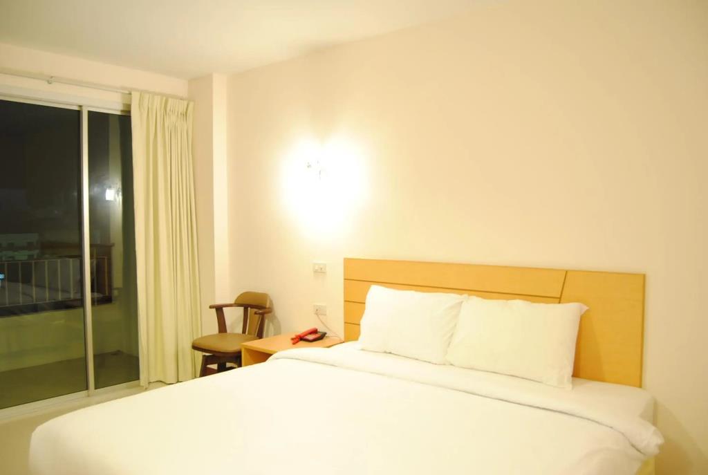 Baan Manthana Hotel 3*