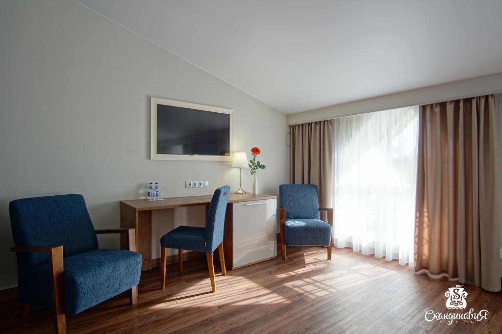 Skandinaviya Hotel 4*