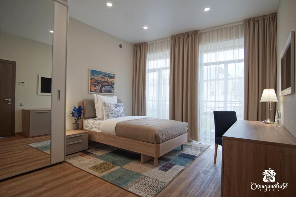 Skandinaviya Hotel 4*