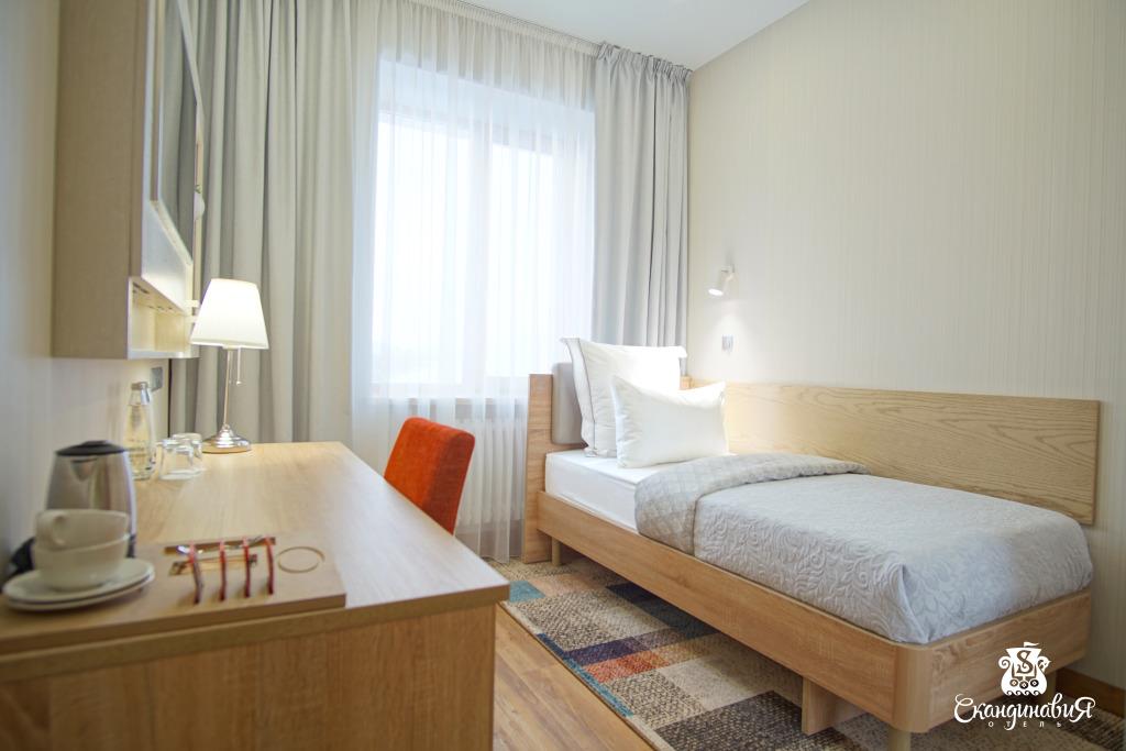Skandinaviya Hotel 4*