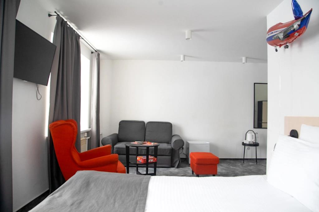 Moment Hotel 3*