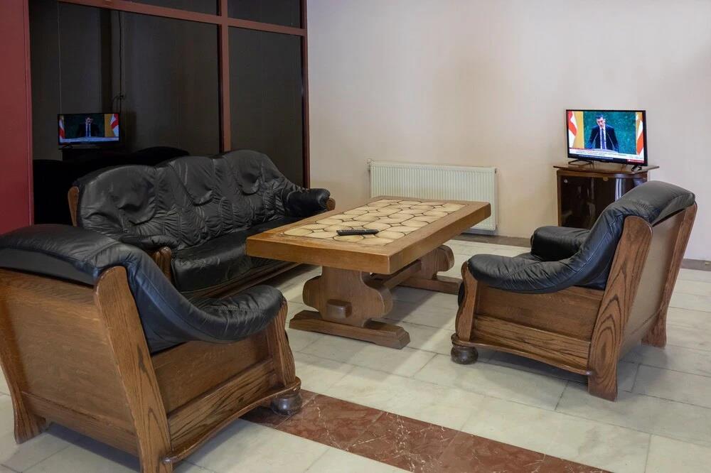 Leader Hotel 3*