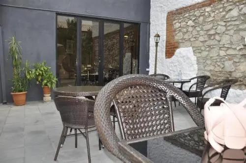 Central Hotel 3*