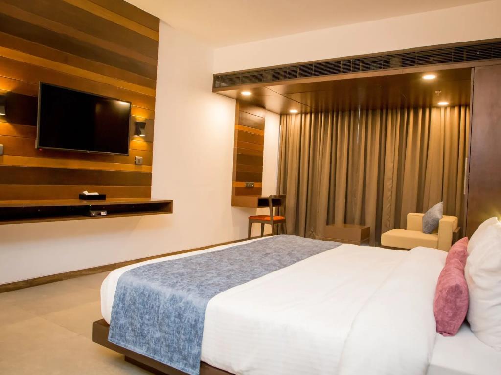 SinQ Prive 4*