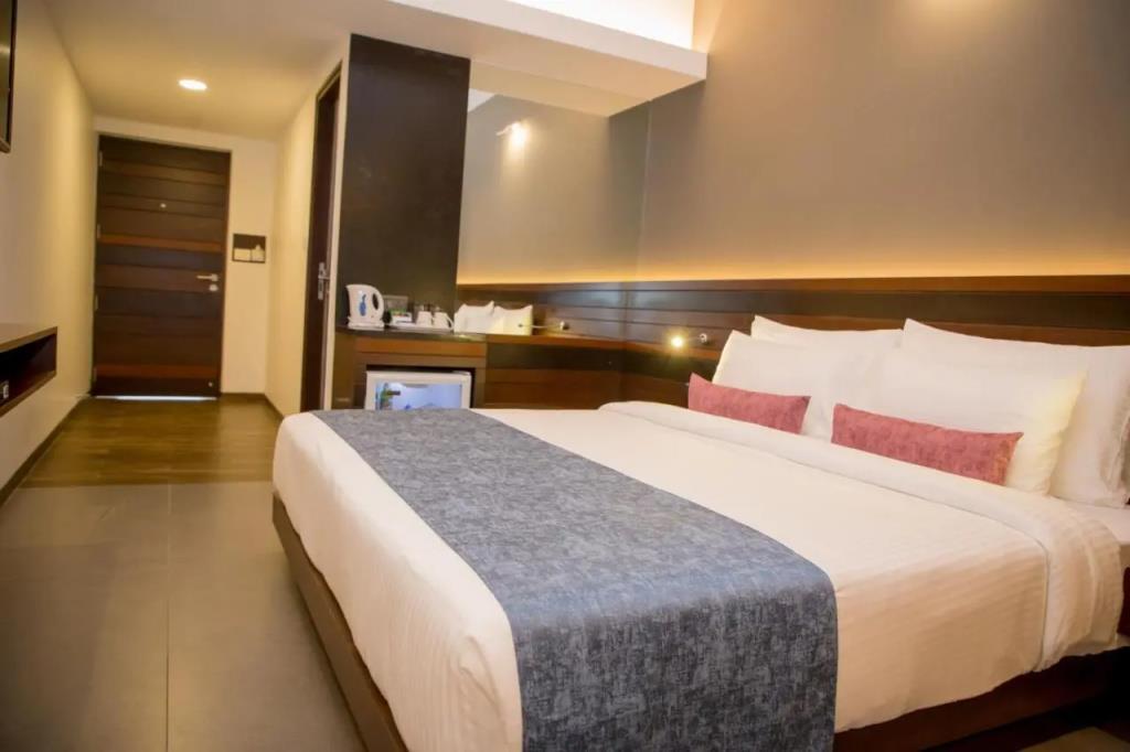 SinQ Prive 4*