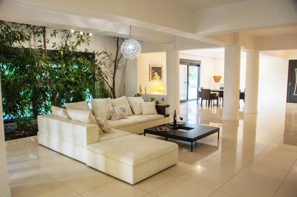 Villa Melia 0*