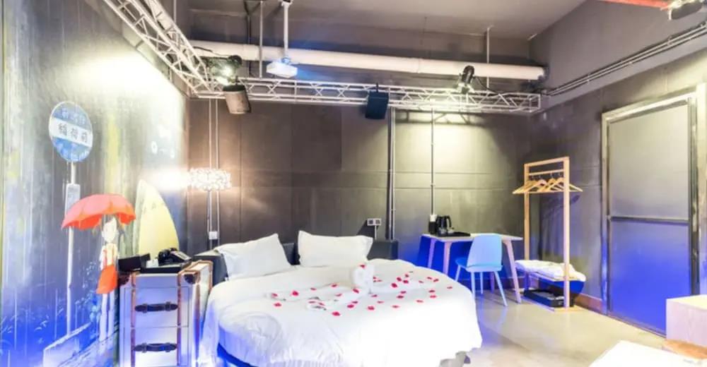 Fansi Movie Hotel Zhongda Branch 3*