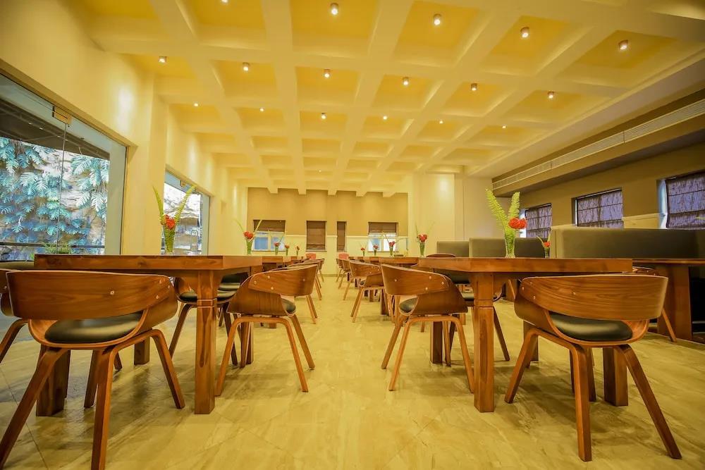 Grand Rockland Hotel 3*